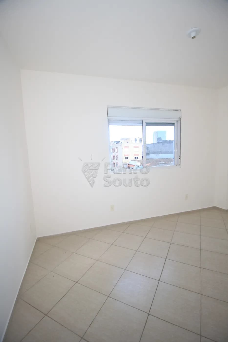 vizw0d-pelotas-apartamento-padrao-centro-27-10-2025_22-36-18-12.webp