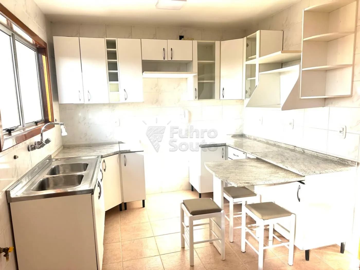 vj5e1n-pelotas-apartamento-padrao-centro-07-01-2026_14-08-49-695e93216fe6d.webp
