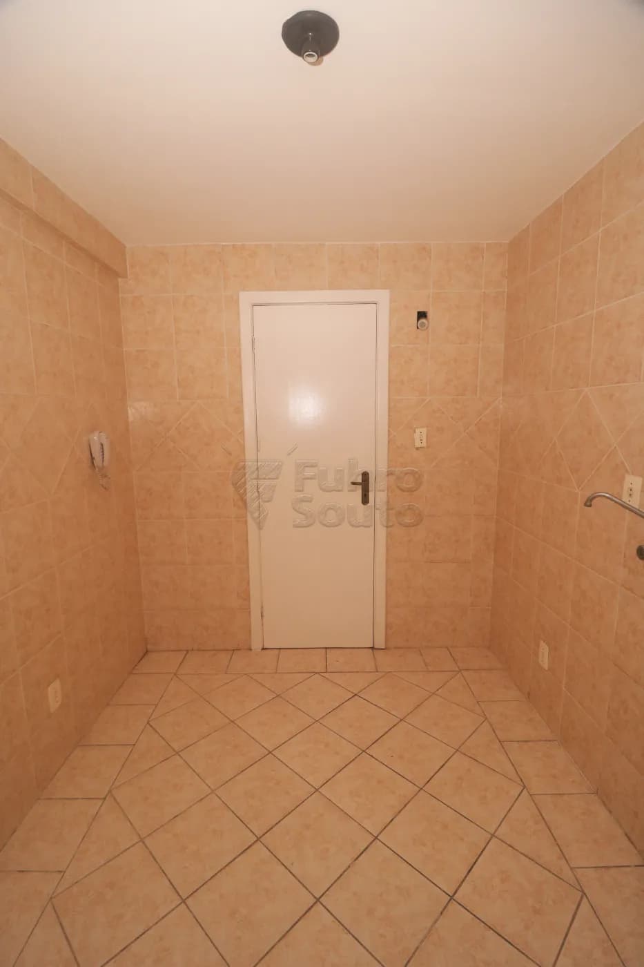 vp5bui-pelotas-apartamento-padrao-centro-14-07-2026_00-37-13-6a55aee9a854e.webp