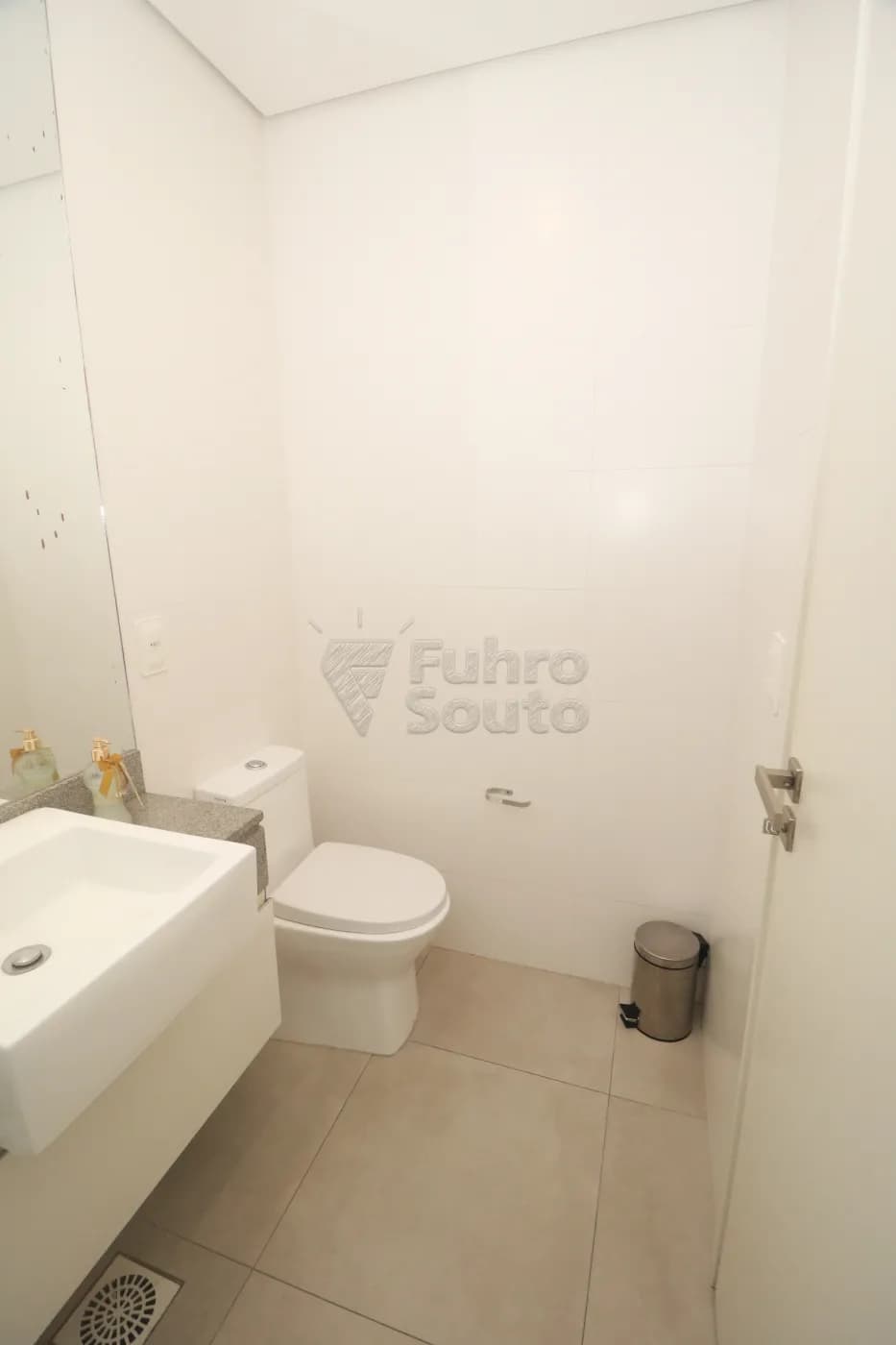 vs8o76-pelotas-apartamento-loft--studio-centro-12-02-2026_00-50-27-698d4e035e29d.webp