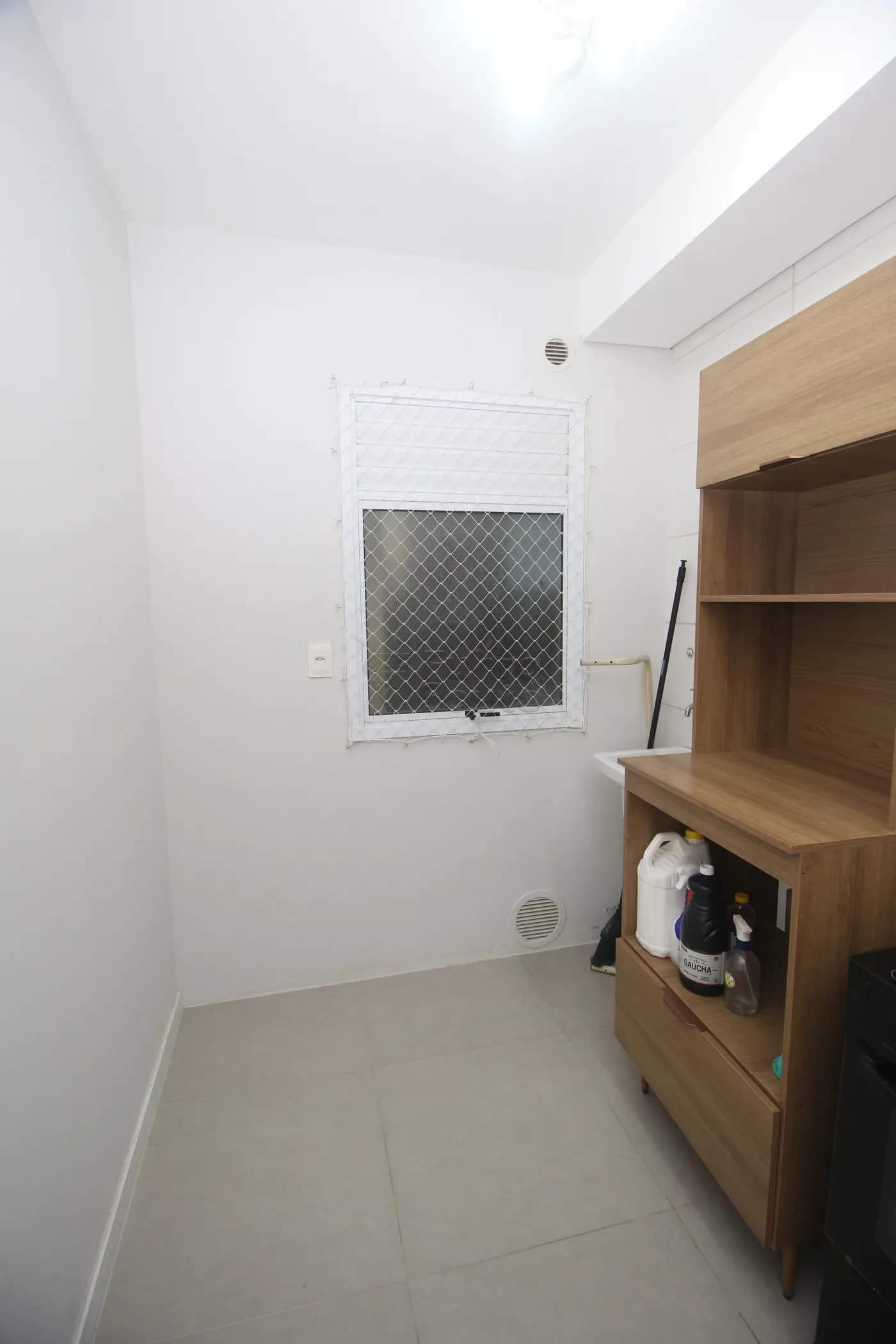 vslb3h-pelotas-apartamento-padrao-areal-08-10-2025_00-43-18-8.webp