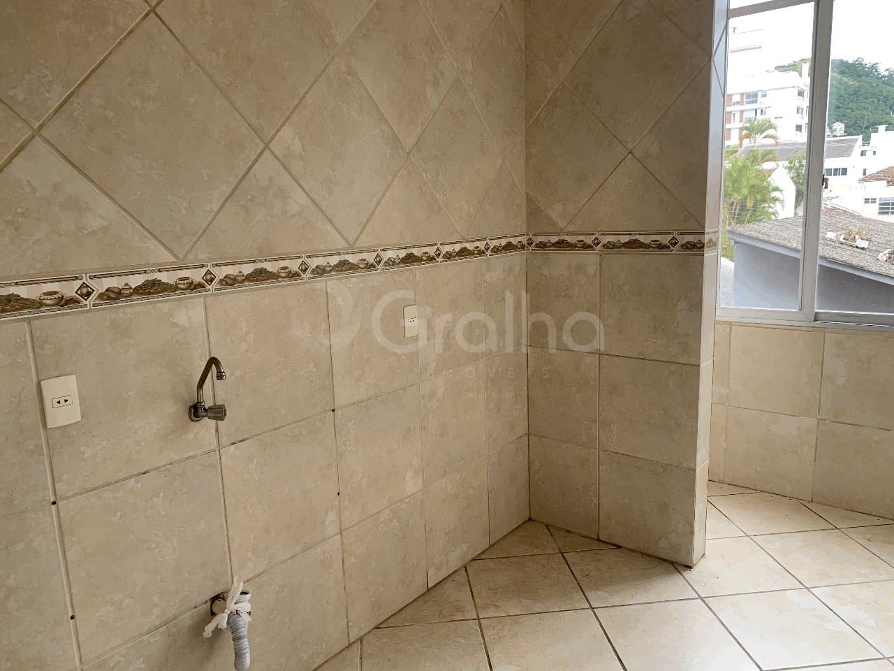 vwhtg6i-i139153586MT4EG8h556N_435096a1a1aabb8733.jpg