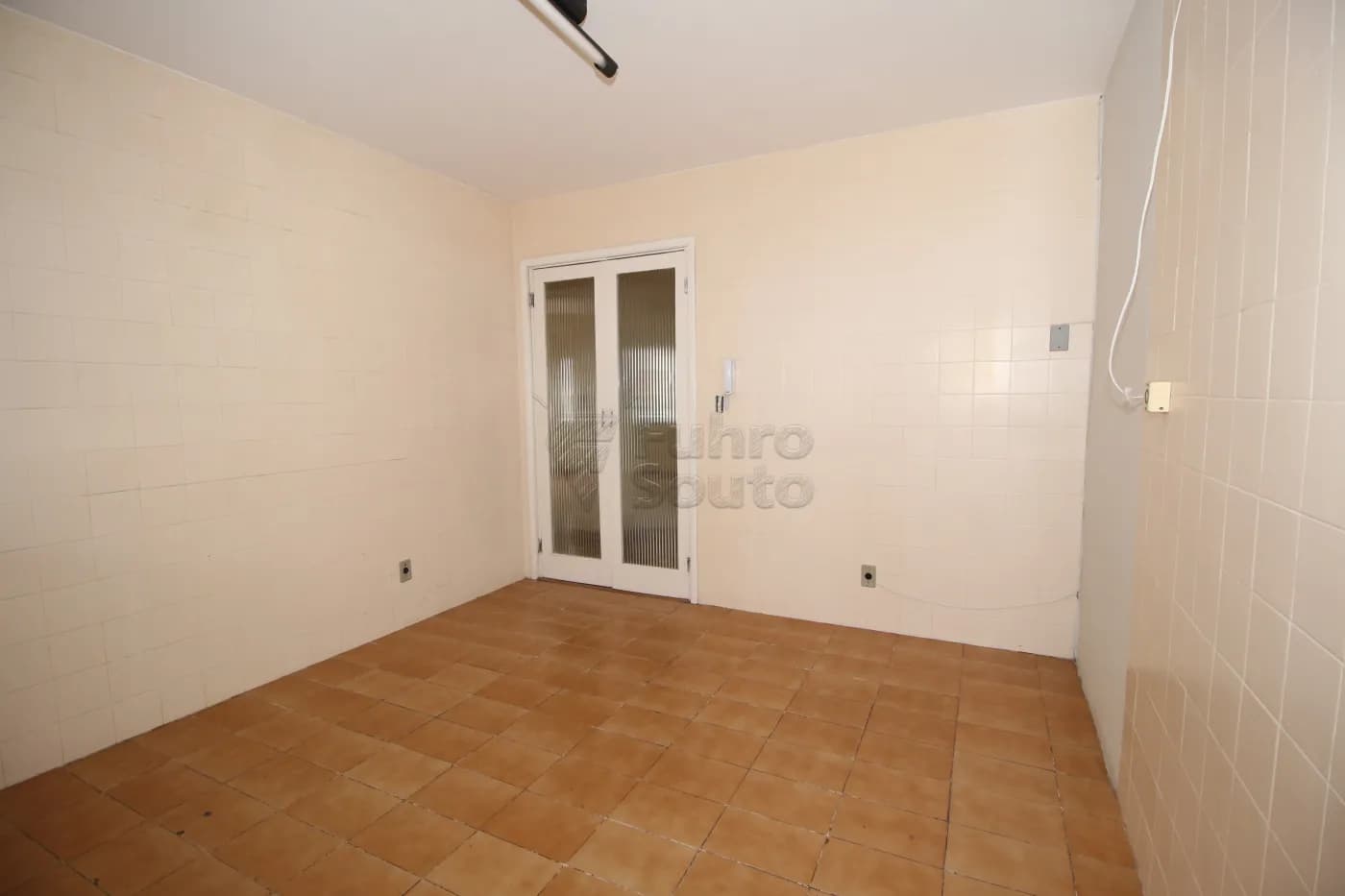 vyda7g-pelotas-apartamento-padrao-centro-03-04-2024_23-42-36-18.webp