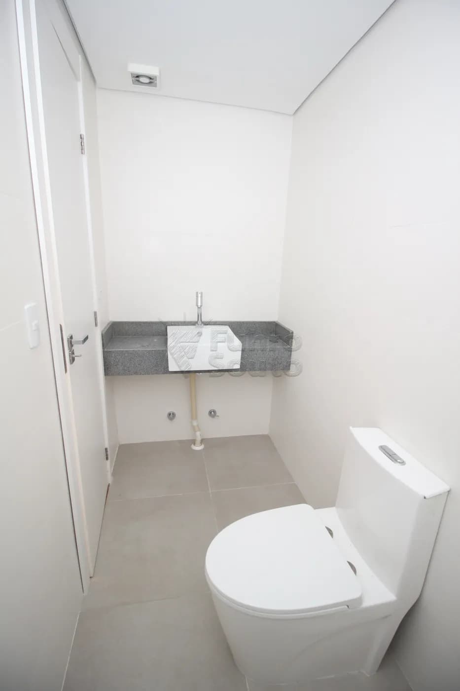 vyiv9h-pelotas-apartamento-padrao-tres-vendas-20-05-2024_23-07-16-20.webp