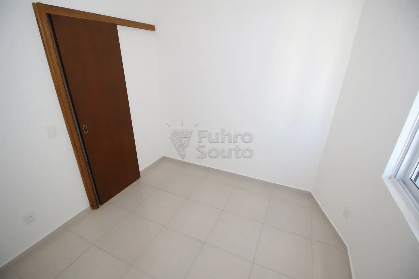 vyz9xr-pelotas-apartamento-padrao-centro-16-05-2024_00-38-08-8.webp
