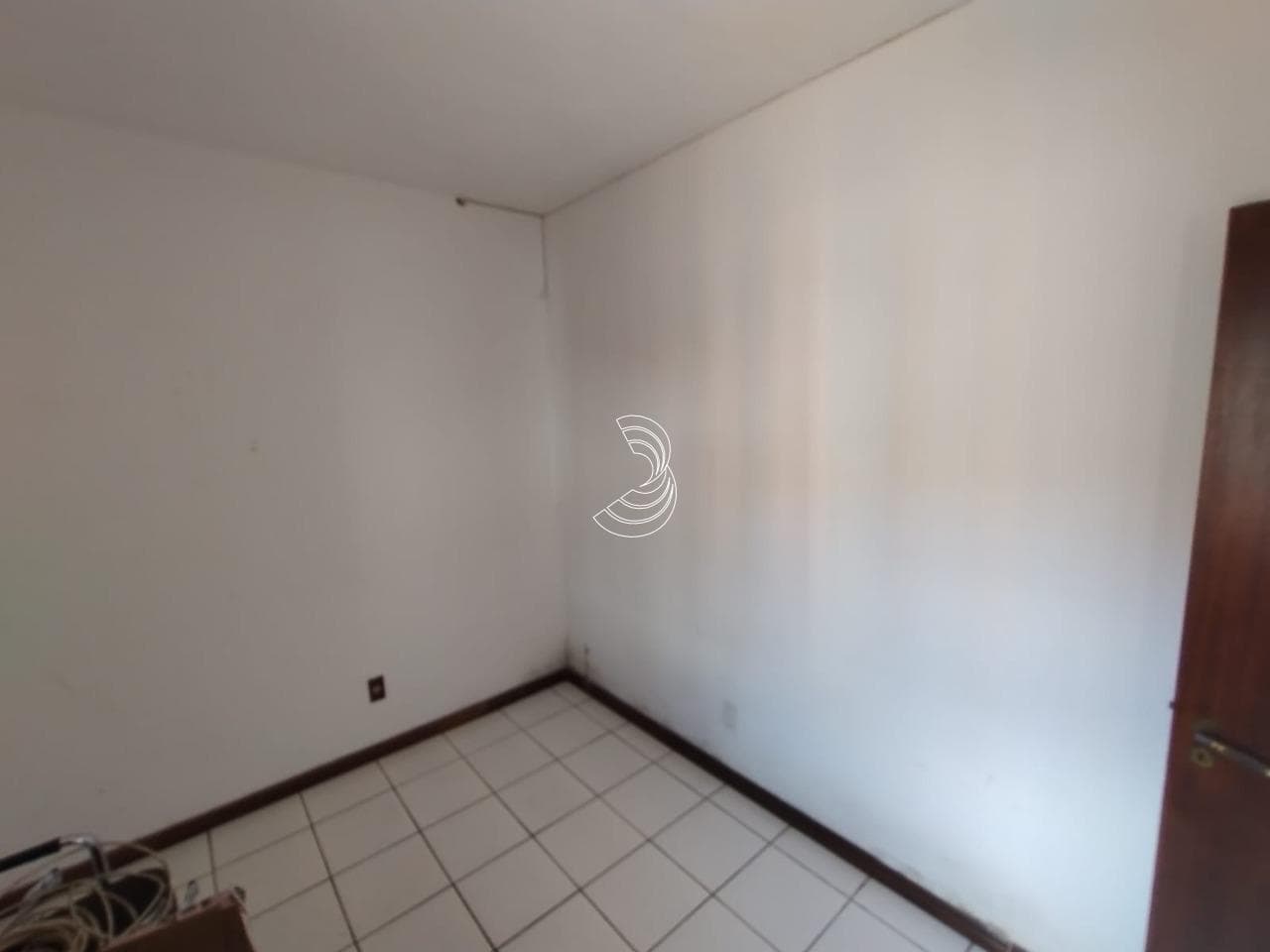 vzexd-i1R31I326k3S698S_1420965eb08a42f300_DYzZGJmNDBjOTEw_o_wm.jpg