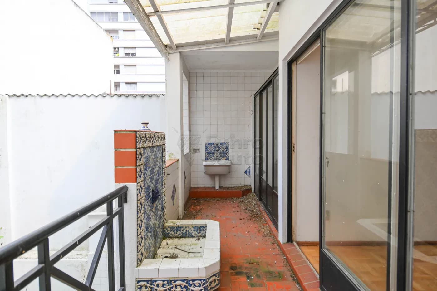 w157w-pelotas-casa-padrao-centro-19-09-2024_20-56-58-5.webp