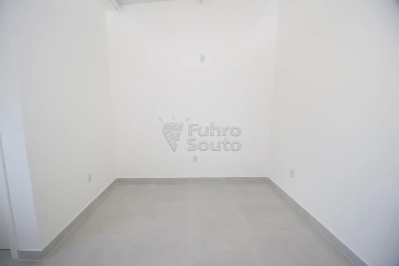 w6b6uf-pelotas-casa-padrao-centro-21-07-2025_13-13-10-10.webp