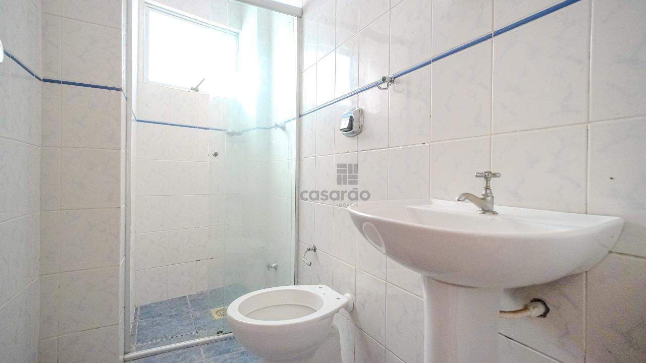 w7rja8-apartamento-2-quartos-no-pelotas-banheiro-social.jpg