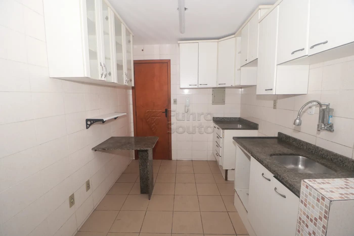 wc73bn-pelotas-apartamento-padrao-centro-07-05-2026_21-30-05-69fd2e8d1ff18.webp