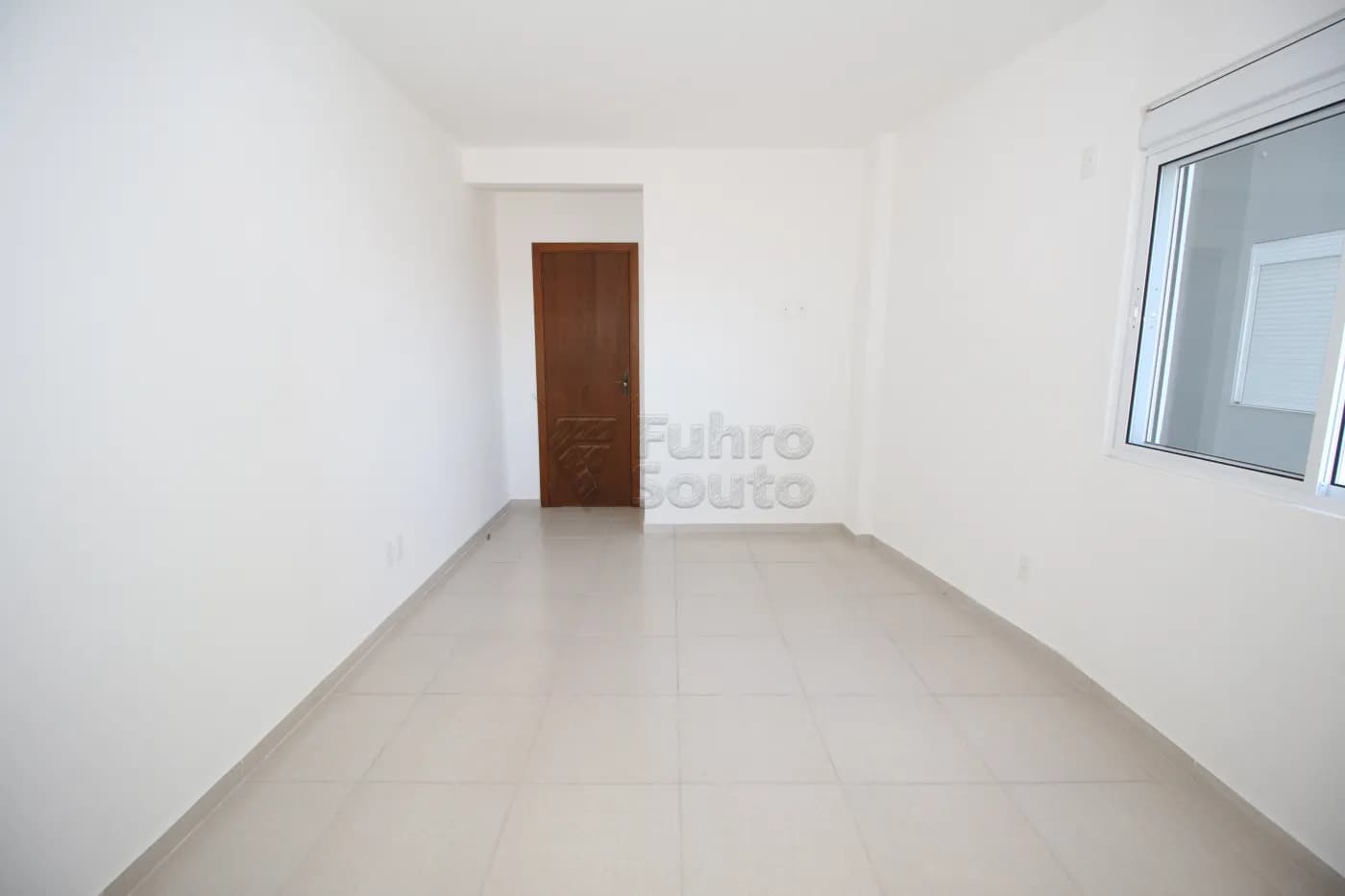 wmr2z-pelotas-apartamento-padrao-centro-09-05-2024_21-41-01-6.webp