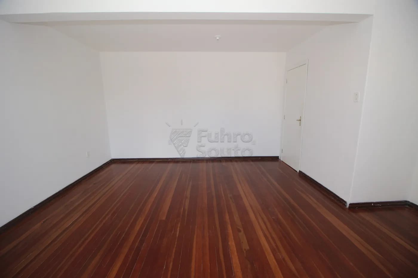 wpro95i-pelotas-casa-padrao-centro-12-01-2025_03-34-55-44.webp