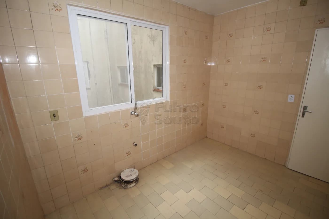 wrevnl-pelotas-apartamento-padrao-centro-19-06-2024_23-45-20-24.webp