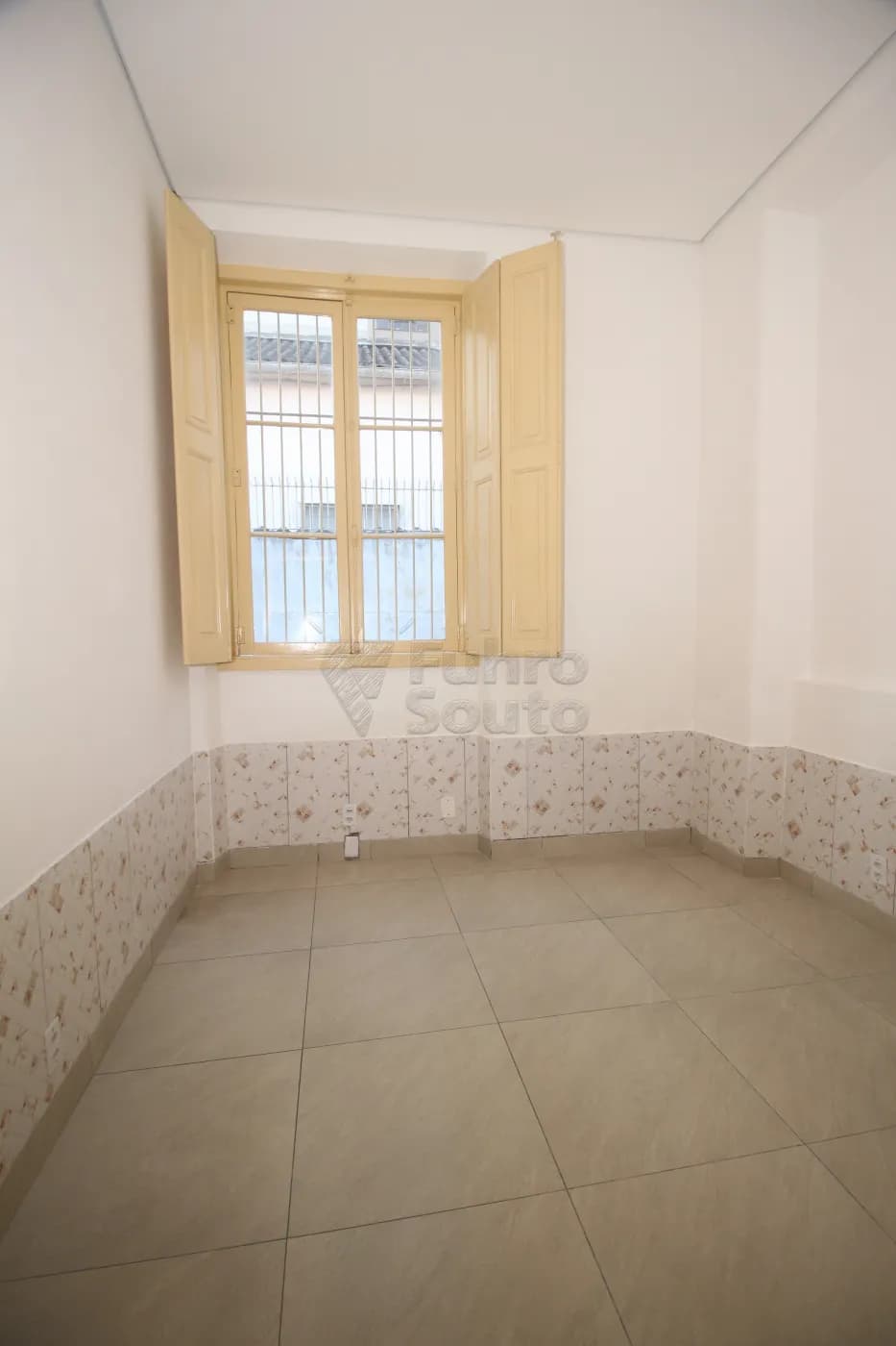 wt8gyc-pelotas-comercial-casa-centro-07-06-2025_00-13-11-33.webp