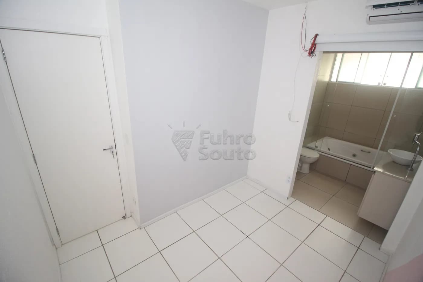 x34ow-pelotas-casa-condominio-areal-11-12-2024_01-43-30-23.webp
