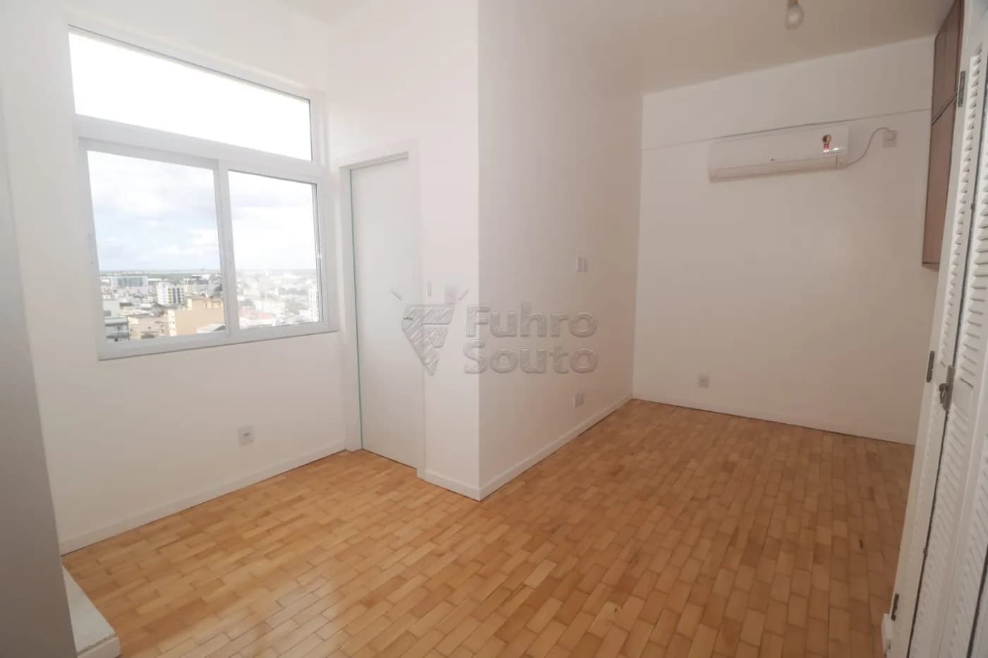 x40k1-pelotas-apartamento-padrao-centro-19-04-2026_15-58-04-69e525bcb7e39.webp