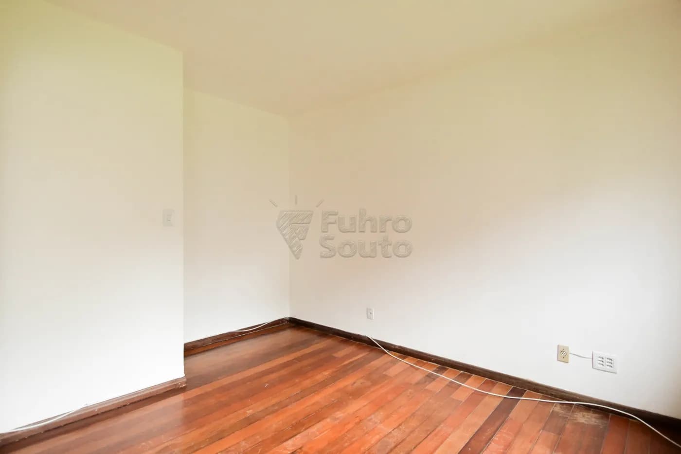 x61gde-pelotas-apartamento-padrao-centro-17-10-2024_11-02-34-7.webp