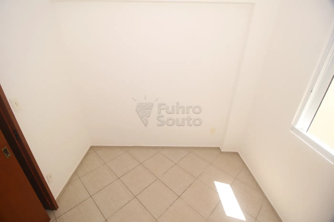 x8mm0k-pelotas-apartamento-padrao-centro-27-10-2025_22-30-45-12.webp