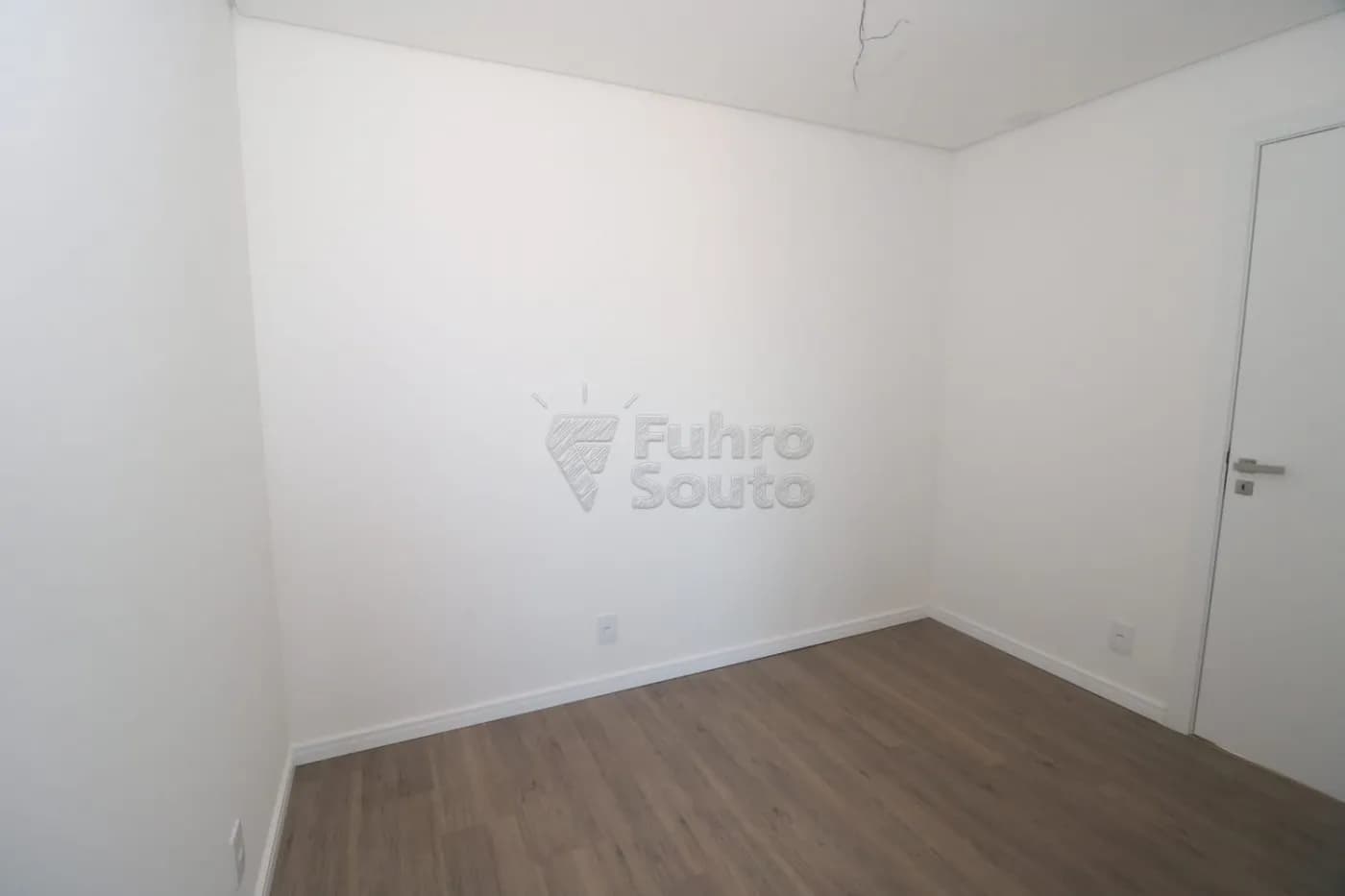 xdkc1a-pelotas-apartamento-padrao-centro-01-12-2025_16-34-25-18.webp
