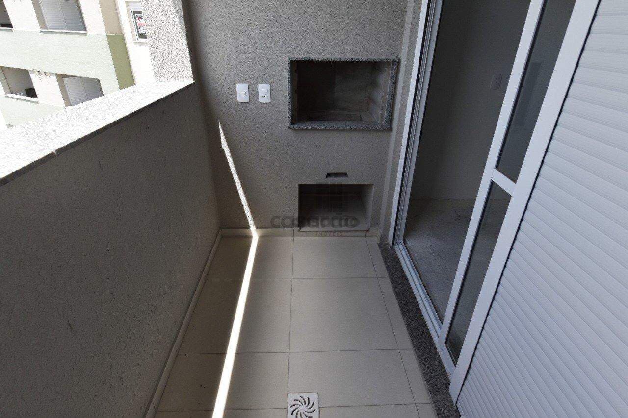 xf58j-apartamento-2-quartos-no-pelotas-sacada-com-churrasqueira.jpg