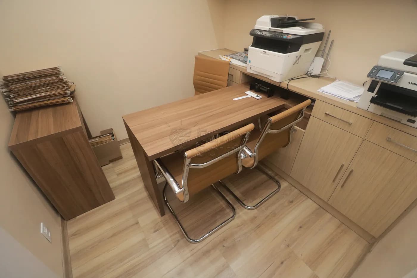 xh2zo-pelotas-comercial-sala-em-condominio-areal-24-04-2026_23-38-59-69ec2943a4fe1.webp