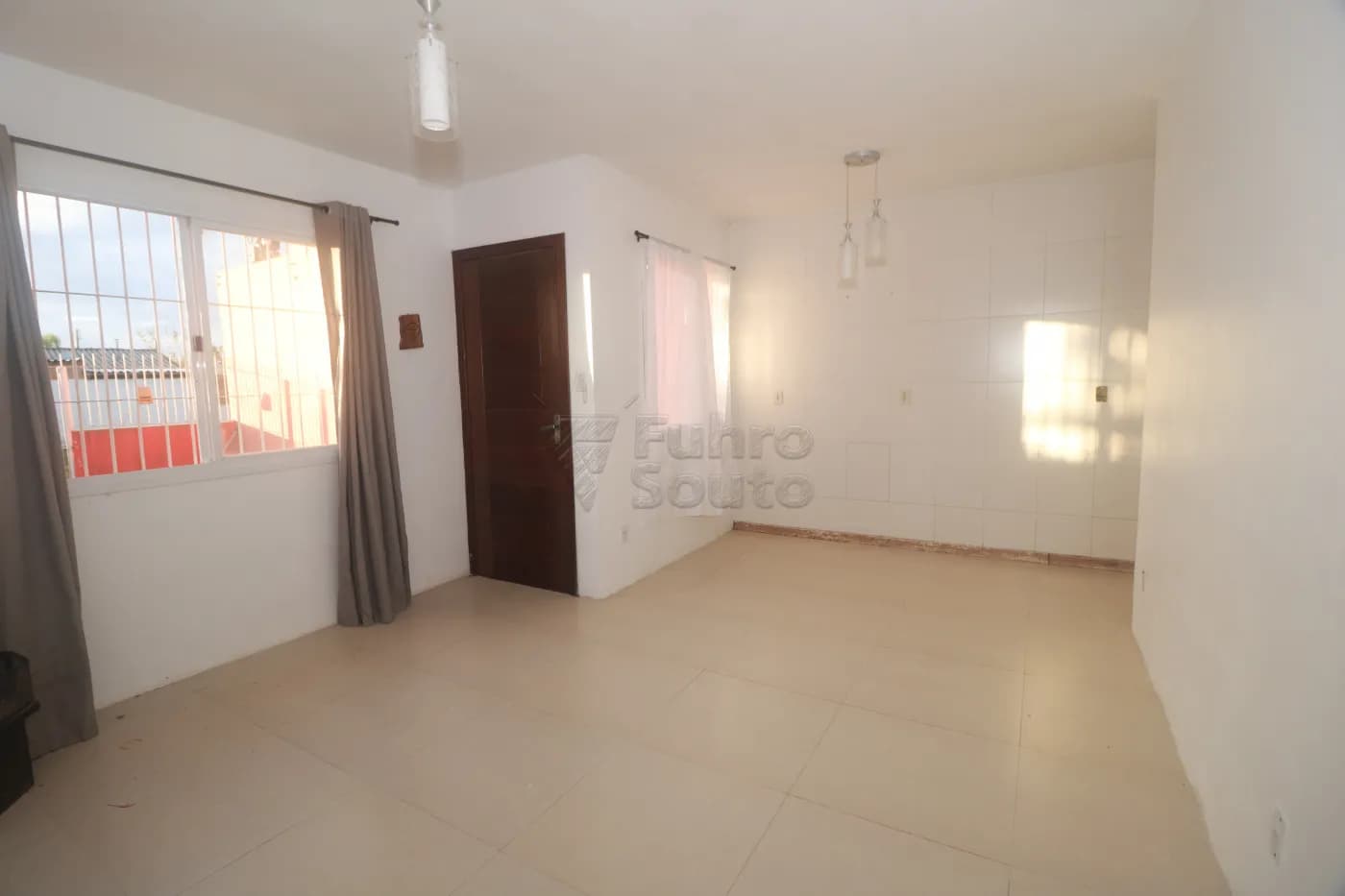 xl08l8-pelotas-casa-padrao-laranjal-24-05-2026_21-58-28-6a139eb473de3.webp
