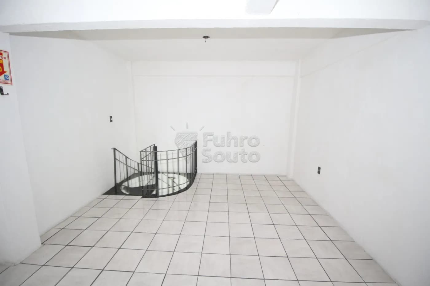 xm52vl-pelotas-comercial-sala-em-condominio-centro-30-04-2024_16-35-01-3.webp