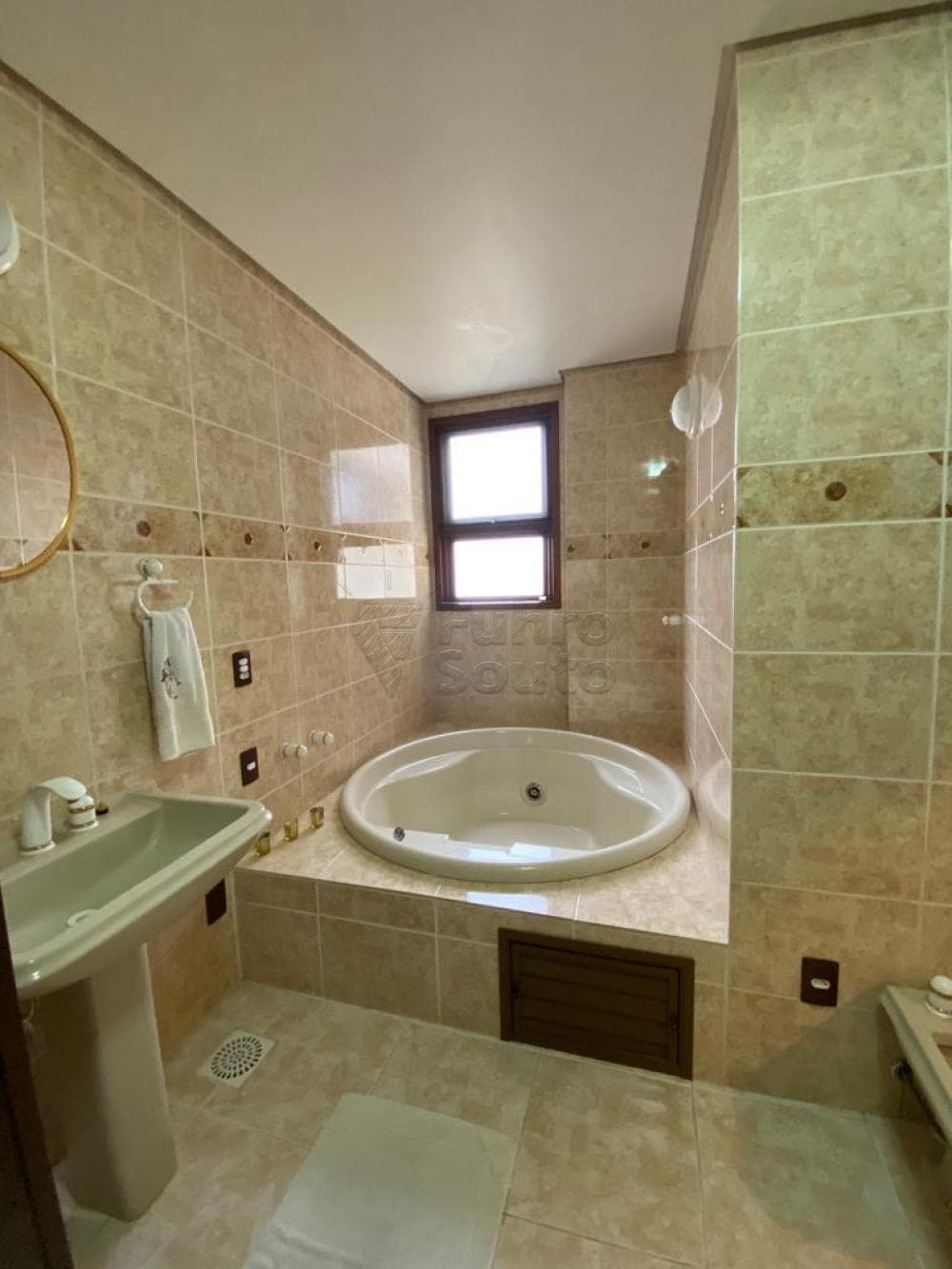 xurop-pelotas-apartamento-padrao-centro-18-08-2022_15-35-07-32.jpg