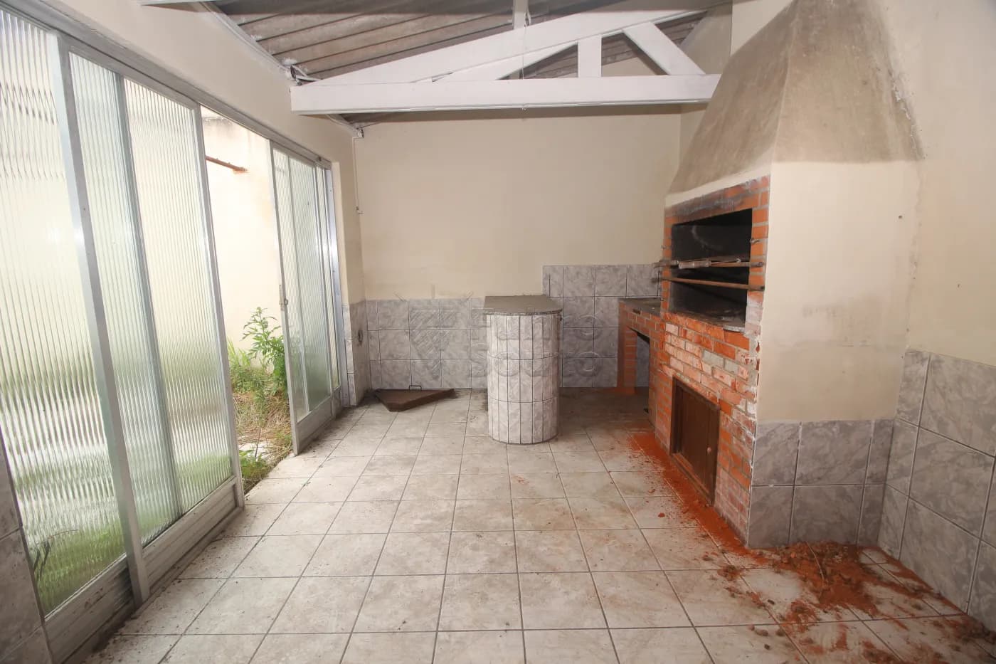 xv0ih-pelotas-casa-padrao-centro-15-12-2024_01-05-17-33.webp