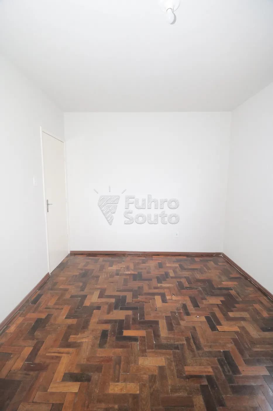 xwocbl-pelotas-apartamento-padrao-centro-02-06-2026_23-56-30-6a1f97deea7e0.webp