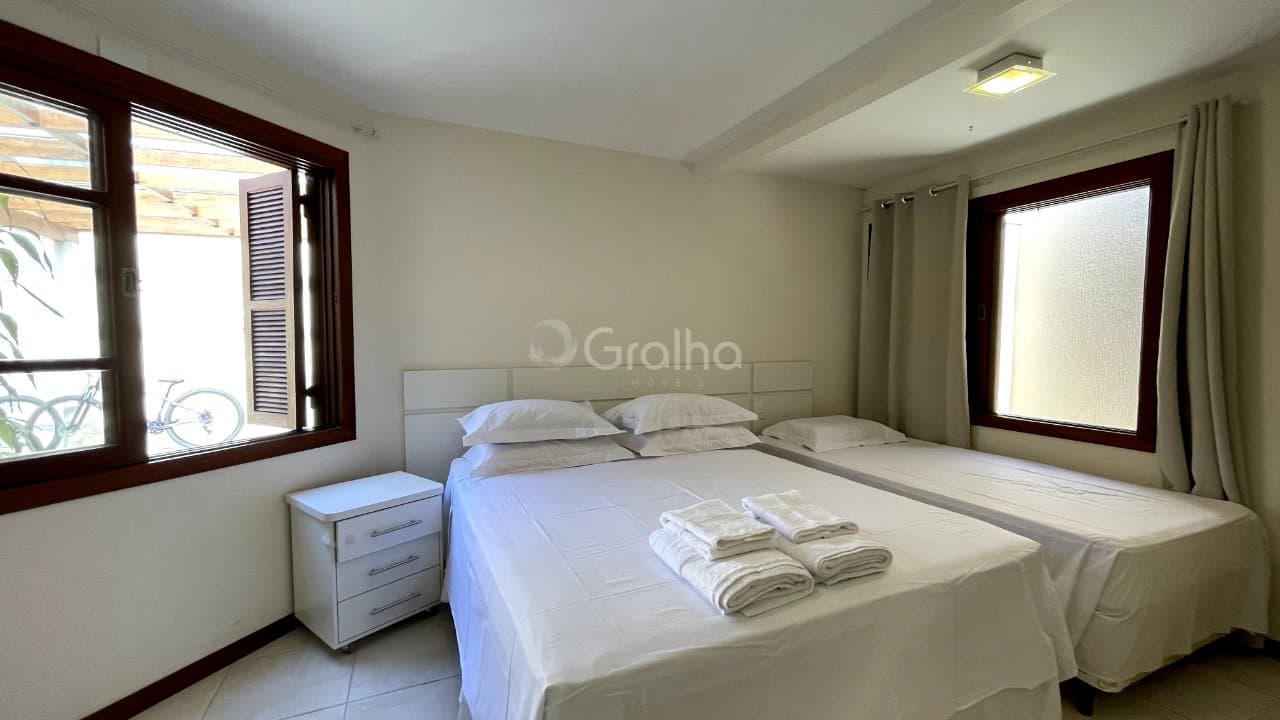 xwwr5i-i19Ln39zo943Y_394566890b3b3c3715.jpg