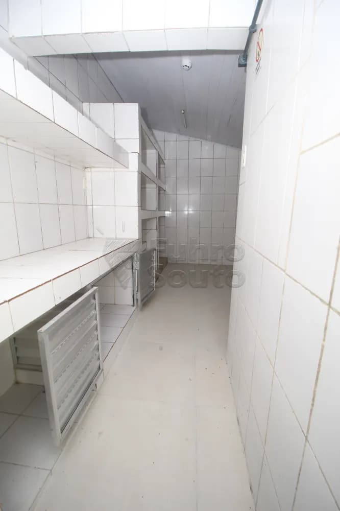 xwxrm9-pelotas-comercial-predio-centro-13-04-2023_00-48-31-32.webp