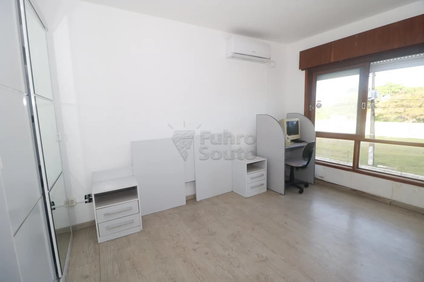 xyh01-pelotas-apartamento-padrao-centro-13-12-2025_01-22-53-693cea1d7417a.webp