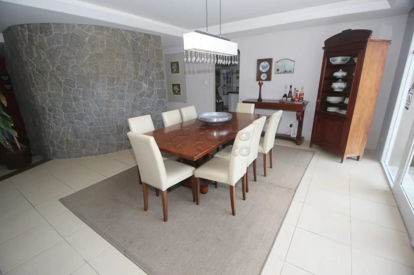 xz9p9-pelotas-casa-padrao-centro-24-09-2025_11-33-16-53.webp