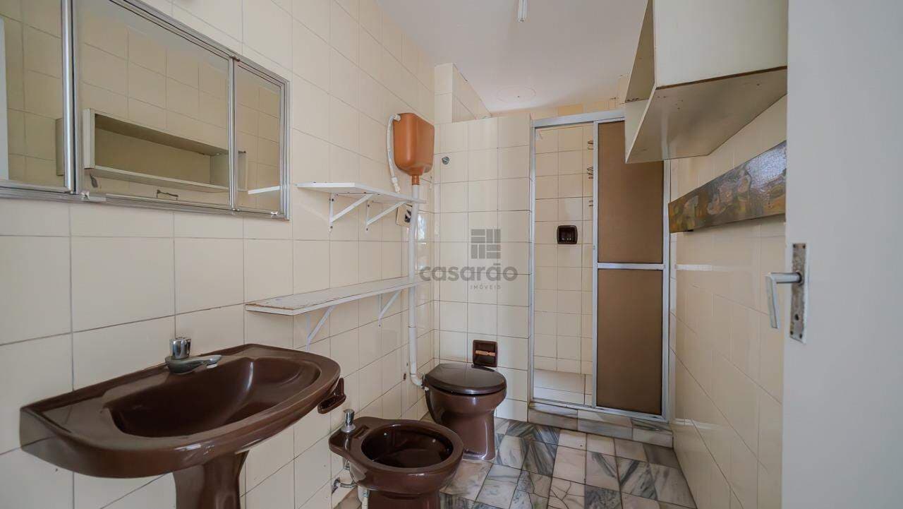 y491ca-apartamento-3-quartos-no-pelotas-banheiro-social.jpg