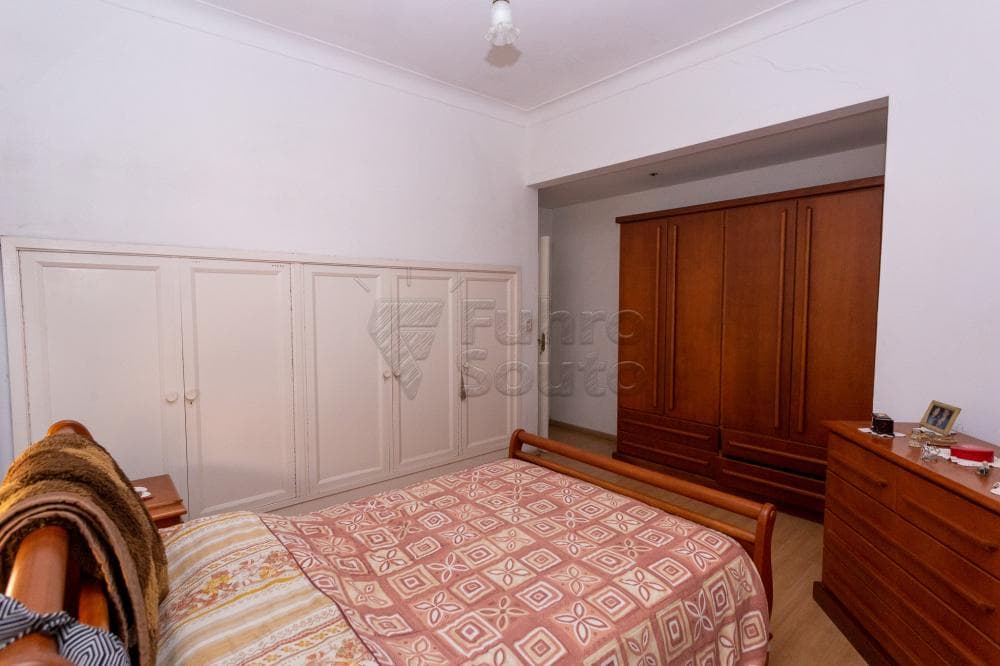 y5n5sd-pelotas-casa-padrao-centro-09-01-2023_16-39-00-3.jpg