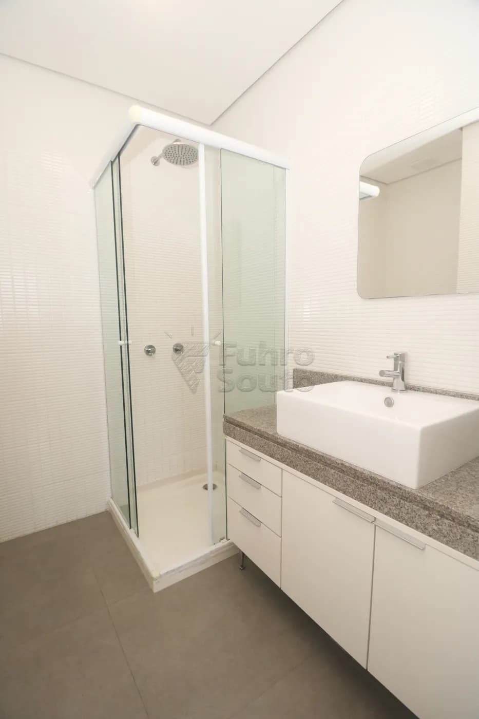y78l14-pelotas-apartamento-padrao-tres-vendas-16-03-2026_21-44-30-69b8a3eea2dc5.webp