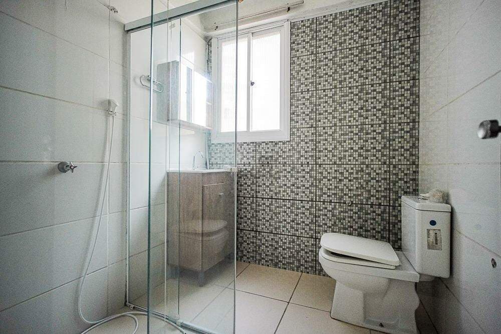 y8872d-apartamento-2-quartos-no-pelotas-banheiro-social.jpg