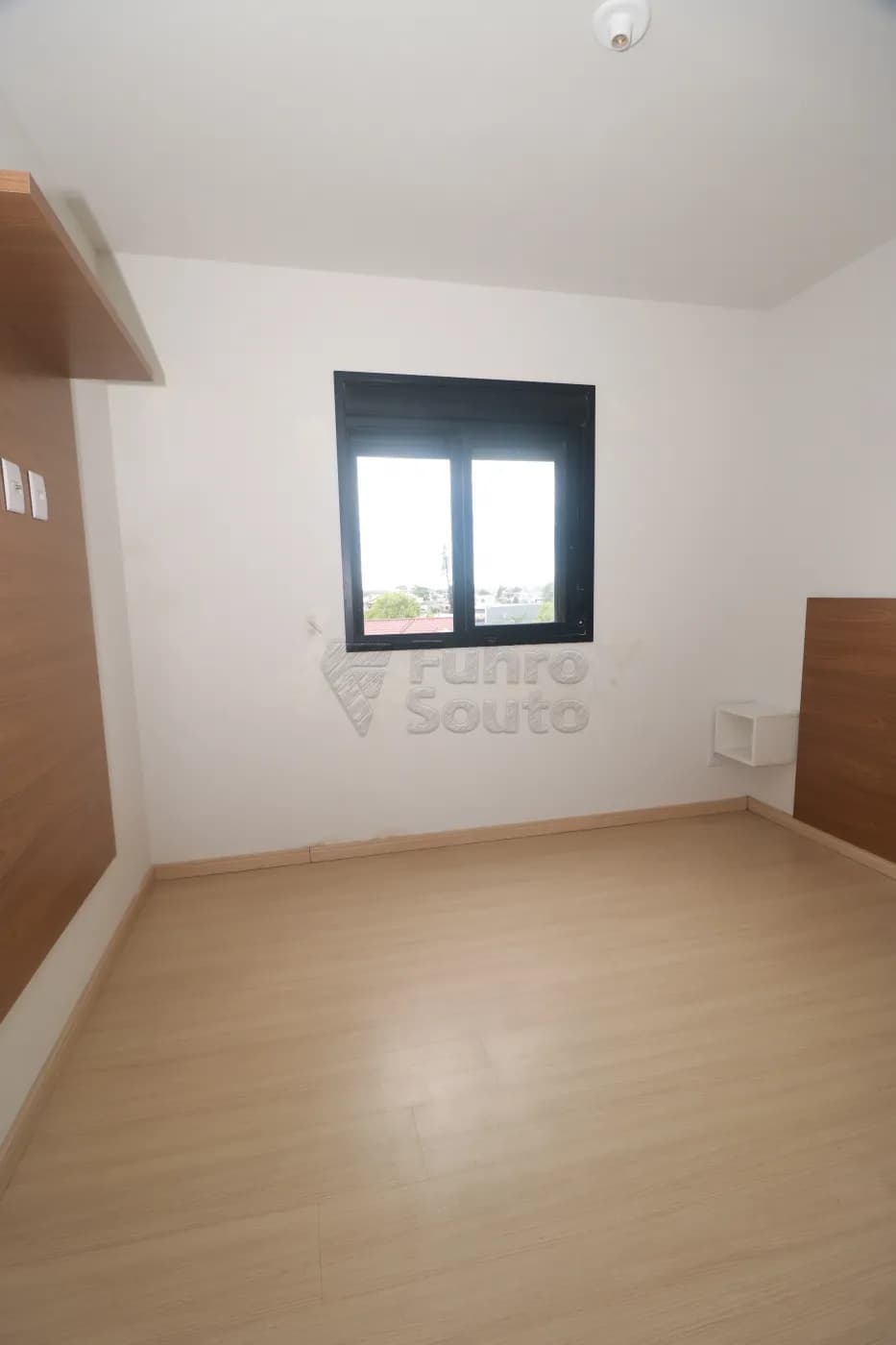 y88yyv-pelotas-apartamento-padrao-centro-20-02-2026_23-28-18-699918427cc99.webp