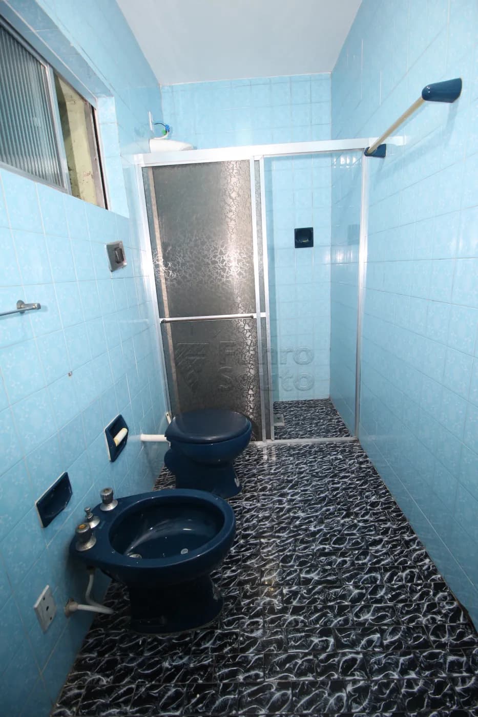 y9v4fq-pelotas-casa-padrao-centro-04-05-2024_23-00-19-27.webp