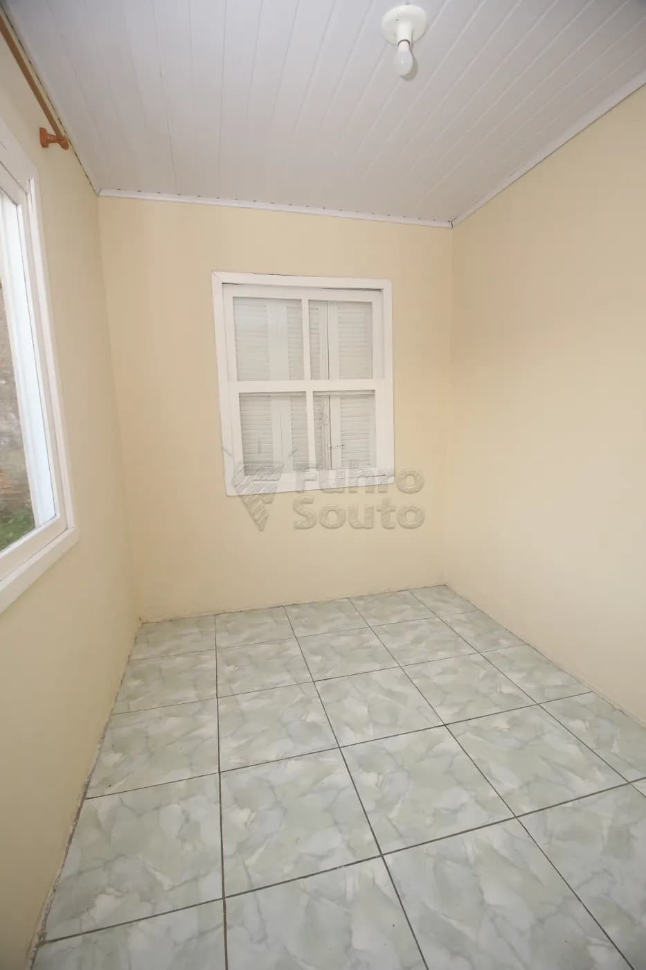 yc0ht-pelotas-casa-padrao-tres-vendas-05-12-2024_00-15-31-21.webp