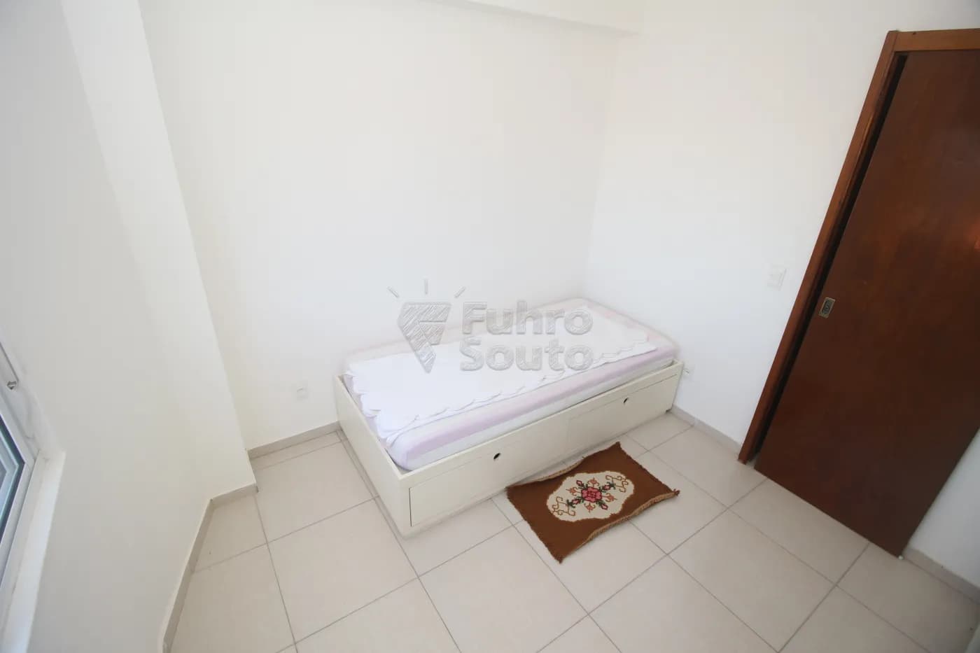 yeuacl-pelotas-apartamento-padrao-centro-04-02-2025_01-08-12-10.webp