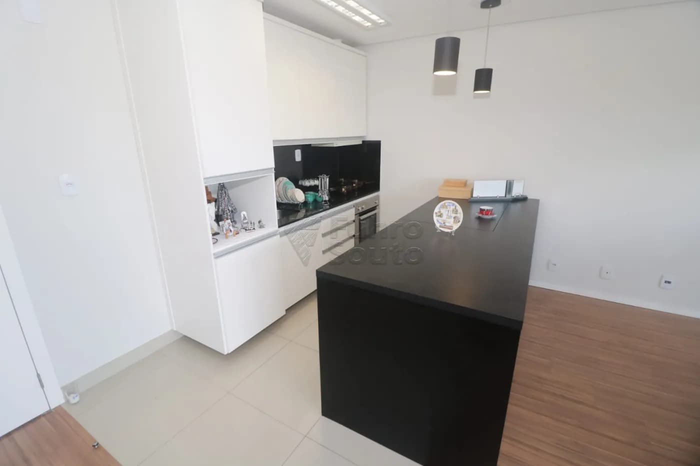 yezezo-pelotas-apartamento-padrao-centro-31-01-2026_14-51-33-697e412585855.webp