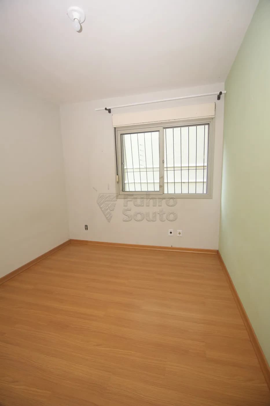 yg24ek-pelotas-apartamento-padrao-centro-04-02-2025_00-50-42-8.webp