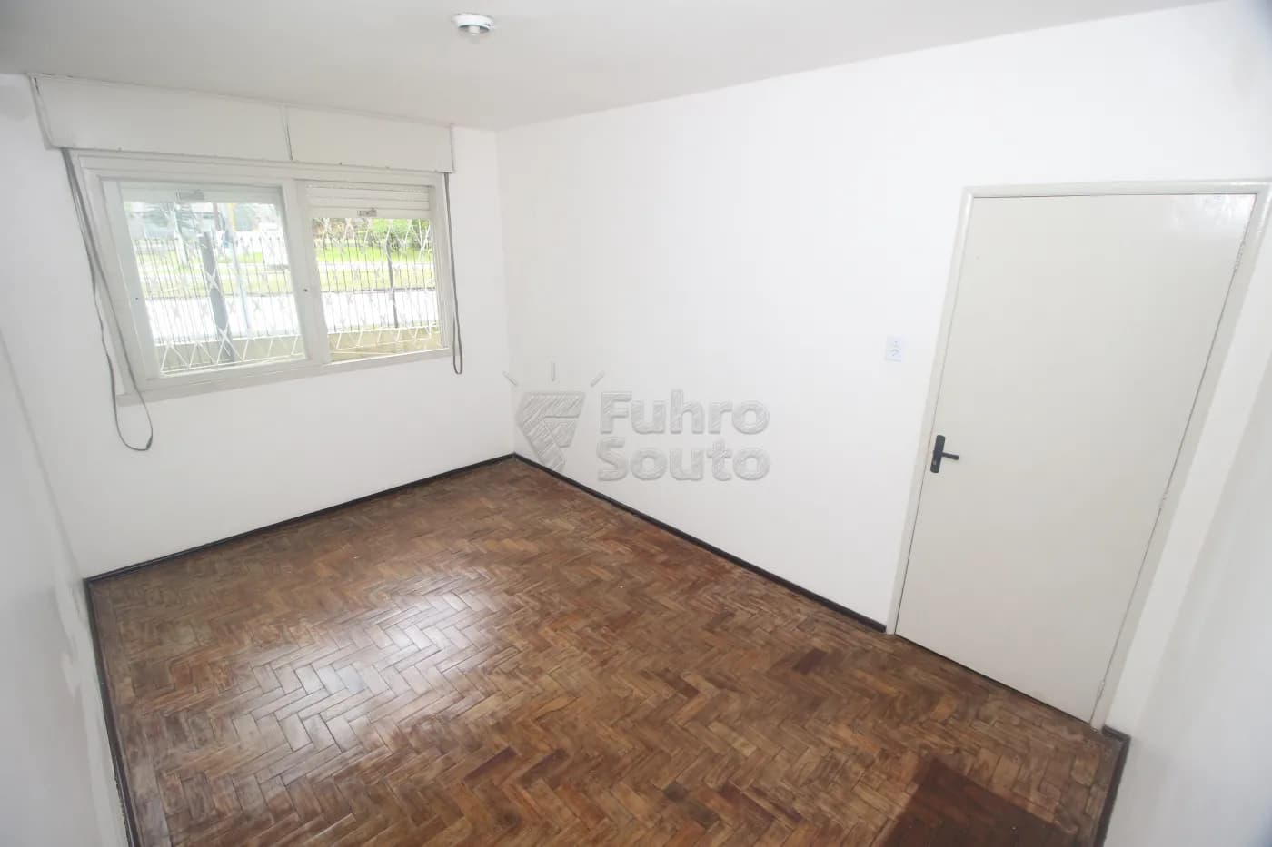 ygk5wk-pelotas-apartamento-fora-de-condominio-fragata-10-04-2025_12-19-22-12.webp