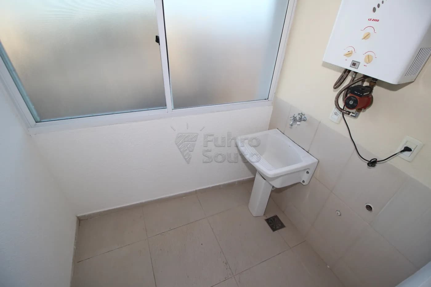 yj2c2-pelotas-apartamento-padrao-centro-18-04-2024_23-56-55-25.webp