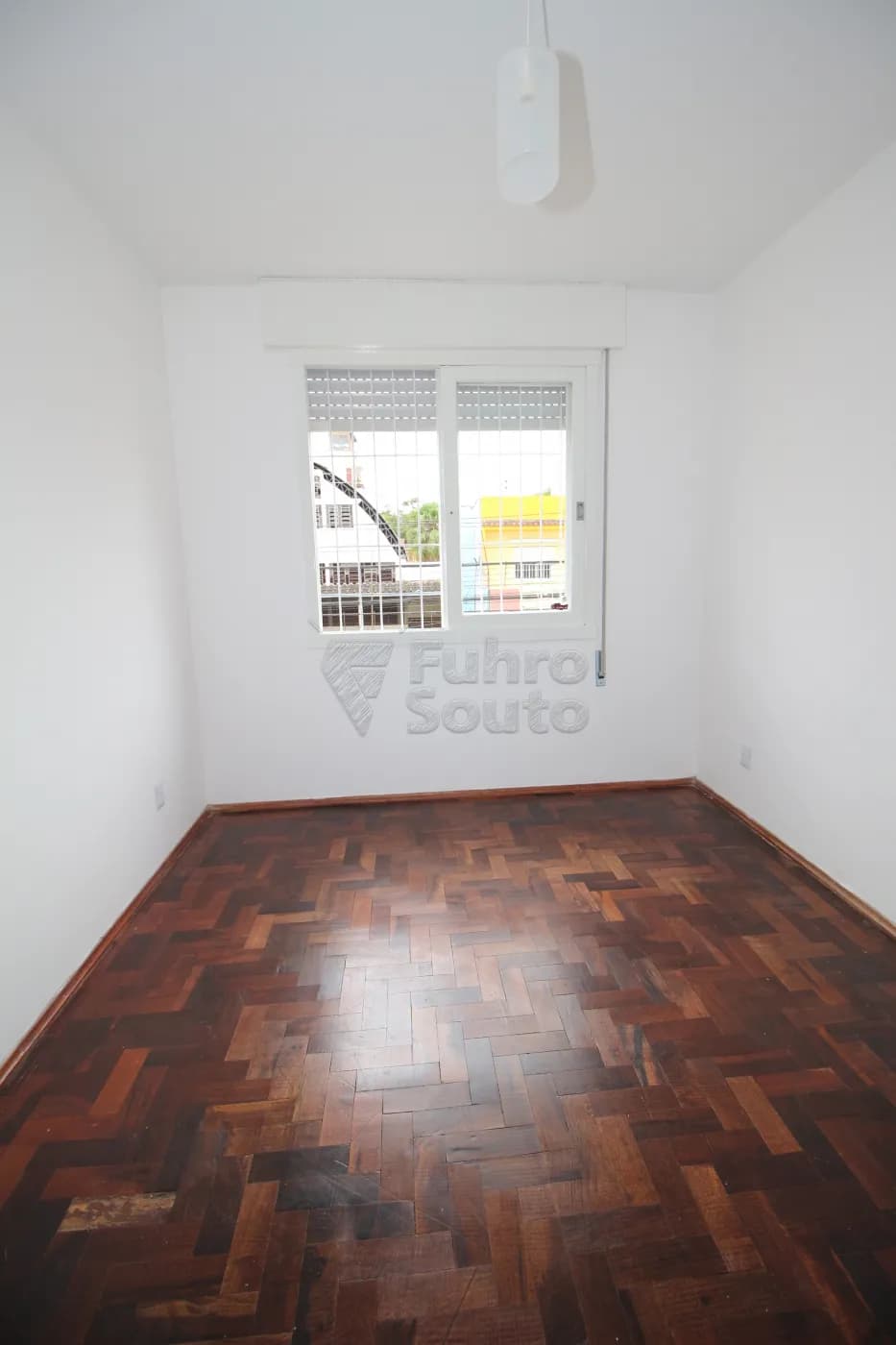 yli19-pelotas-apartamento-padrao-centro-02-04-2024_22-38-07-12.webp