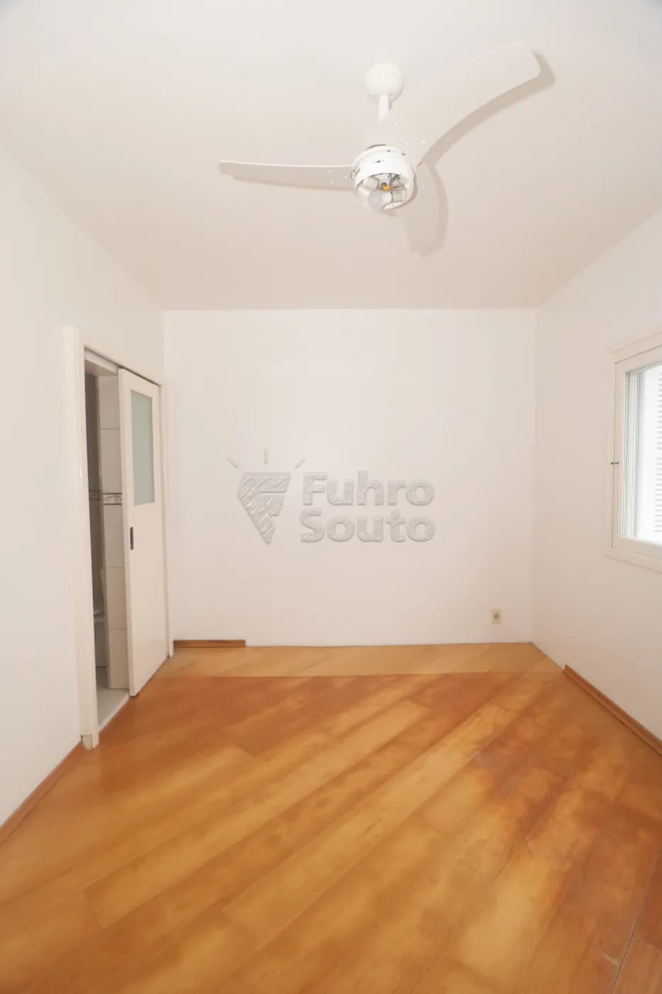 ypxjw6-pelotas-apartamento-padrao-centro-18-03-2026_21-16-37-69bb40654cd47.webp