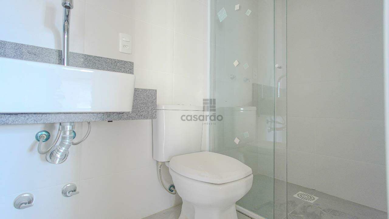 yruynu-apartamento-2-quartos-no-pelotas-banheiro-suite.jpg