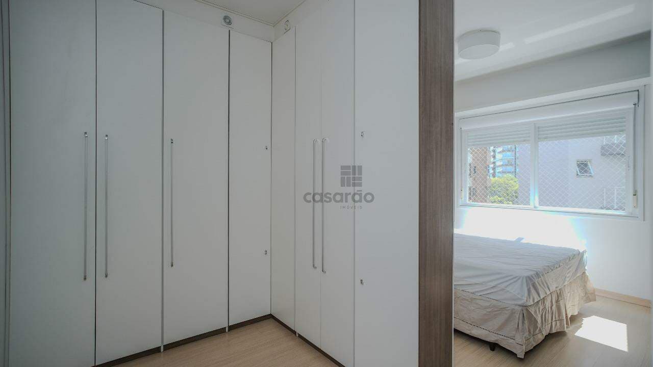 ys33mi-apartamento-3-quartos-no-pelotas-suite-e-closet.jpg